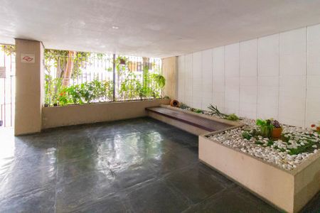 Apartamento à venda com 65m², 2 quartos e 1 vagaÁrea comum