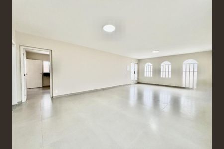 Foto 05 de casa à venda com 3 quartos, 198m² em Parque São Quirino, Campinas