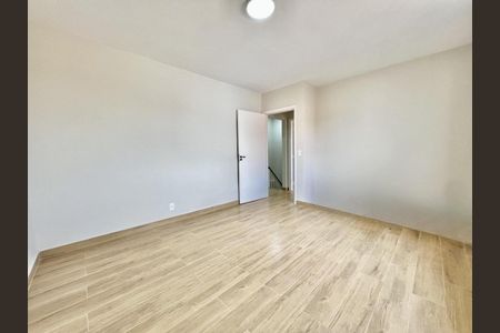 Foto 09 de casa à venda com 3 quartos, 198m² em Parque São Quirino, Campinas