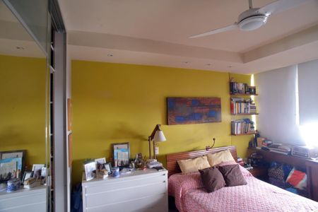 Apartamento à venda com 154m², 3 quartos e 2 vagasSuíte