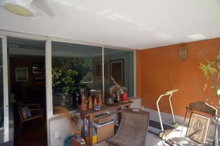 Apartamento à venda com 154m², 3 quartos e 2 vagasVaranda