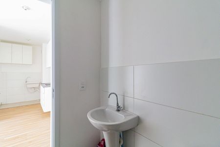 Apartamento para alugar com 41m², 2 quartos e sem vagaBanheiro