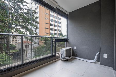Varanda de kitnet/studio à venda com 1 quarto, 26m² em Sumarezinho, São Paulo