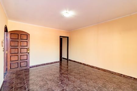 Casa à venda com 350m², 4 quartos e 5 vagas Casa à venda com 350m², 4 quartos e 5 vagasSala