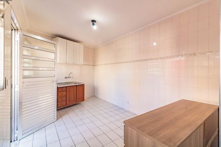 Casa à venda com 350m², 4 quartos e 5 vagas Casa à venda com 350m², 4 quartos e 5 vagasCozinha 2