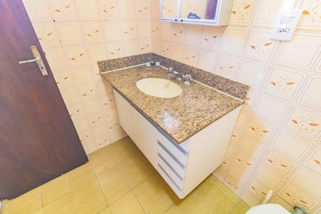 Casa à venda com 350m², 4 quartos e 5 vagas Casa à venda com 350m², 4 quartos e 5 vagasBanheiro da Suíte 1