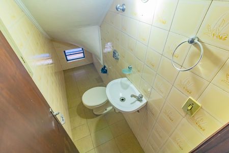 Casa à venda com 350m², 4 quartos e 5 vagas Casa à venda com 350m², 4 quartos e 5 vagasLavabo