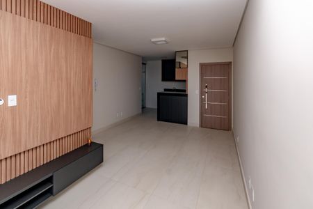 Sala de apartamento para alugar com 3 quartos, 81m² em Jaraguá, Belo Horizonte