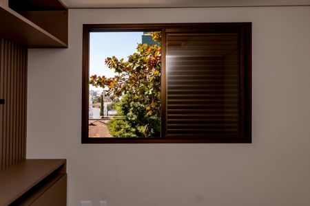 Apartamento para alugar com 81m², 3 quartos e 2 vagas Apartamento para alugar com 81m², 3 quartos e 2 vagasSuíte 2