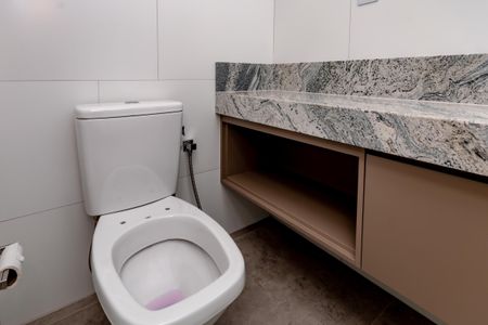 Apartamento para alugar com 81m², 3 quartos e 2 vagas Apartamento para alugar com 81m², 3 quartos e 2 vagasBanheiro Suíte 2