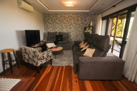 Casa para alugar com 292m², 4 quartos e 4 vagas Casa para alugar com 292m², 4 quartos e 4 vagasSala 1