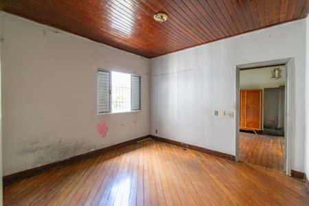 Casa à venda com 472m², 5 quartos e 1 vaga Casa à venda com 472m², 5 quartos e 1 vagaQuarto Casa 2