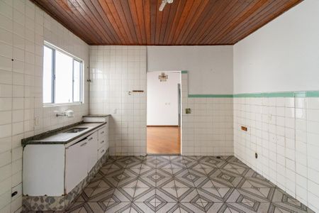 Casa à venda com 472m², 5 quartos e 1 vaga Casa à venda com 472m², 5 quartos e 1 vagaCozinha da Casa 2