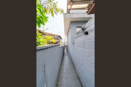 Casa à venda com 472m², 5 quartos e 1 vaga Casa à venda com 472m², 5 quartos e 1 vagaEntrada casa 2