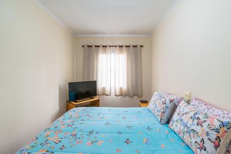 Casa à venda com 472m², 5 quartos e 1 vaga Casa à venda com 472m², 5 quartos e 1 vagaQuarto 2