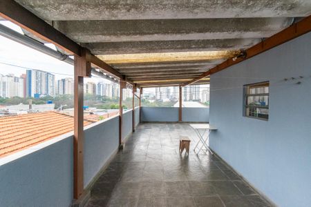 Casa à venda com 472m², 5 quartos e 1 vaga Casa à venda com 472m², 5 quartos e 1 vagaTerraço