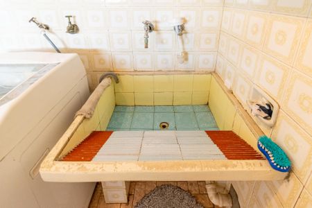 Casa à venda com 472m², 5 quartos e 1 vaga Casa à venda com 472m², 5 quartos e 1 vagaÁrea de Serviço