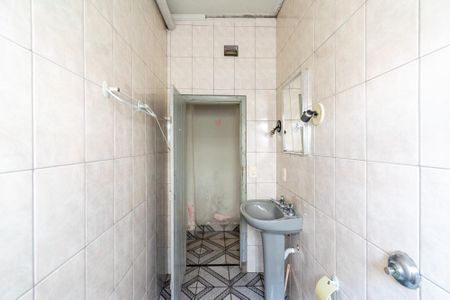 Casa à venda com 472m², 5 quartos e 1 vaga Casa à venda com 472m², 5 quartos e 1 vagaBanheiro da Suíte casa 2