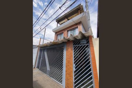 Casa à venda com 472m², 5 quartos e 1 vaga Casa à venda com 472m², 5 quartos e 1 vagaFachada