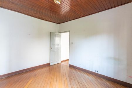 Casa à venda com 472m², 5 quartos e 1 vaga Casa à venda com 472m², 5 quartos e 1 vagaQuarto Casa 2