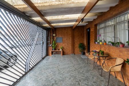 Casa à venda com 472m², 5 quartos e 1 vaga Casa à venda com 472m², 5 quartos e 1 vagaGaragem