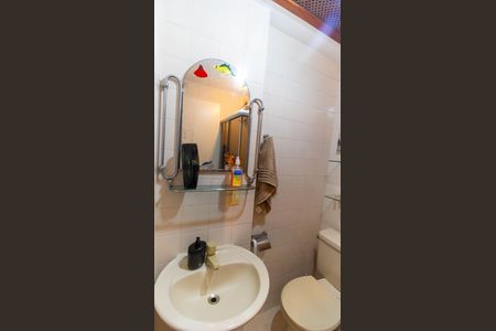 Apartamento à venda com 87m², 3 quartos e 1 vaga Apartamento à venda com 87m², 3 quartos e 1 vagaBanheiro Social