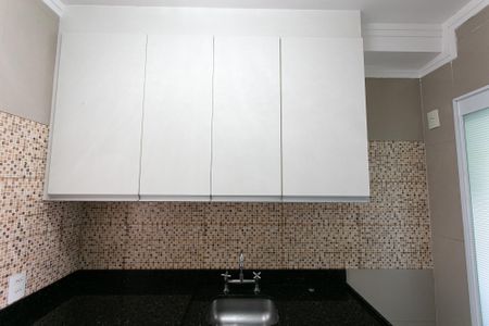 Apartamento à venda com 76m², 2 quartos e 1 vagaCozinha