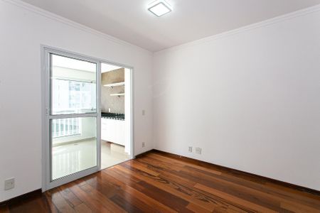 Apartamento à venda com 76m², 2 quartos e 1 vagaSala