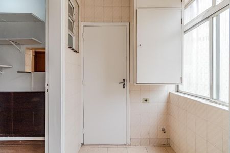 Apartamento para alugar com 110m², 3 quartos e 1 vagaÁrea de Serviço