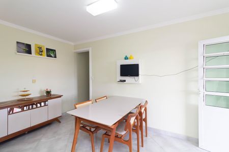 Casa à venda com 300m², 3 quartos e 2 vagas Casa à venda com 300m², 3 quartos e 2 vagasCozinha