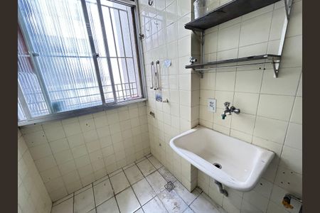 Apartamento para alugar com 76m², 3 quartos e 1 vagaÁrea de Serviço