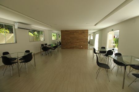 Apartamento à venda com 46m², 2 quartos e 2 vagasÁrea comum - Salão de festas
