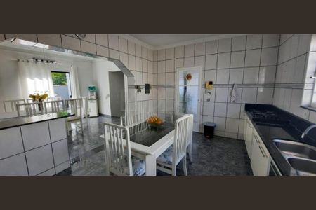 Casa à venda com 5 quartos, 267m² em Cidade Satélite Íris, Campinas