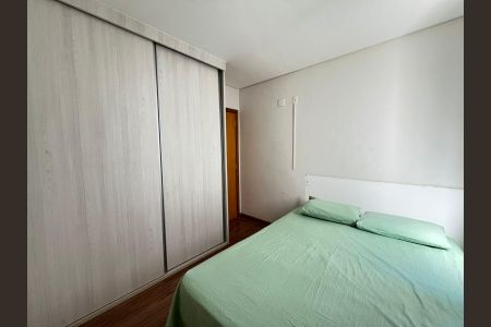 Apartamento para alugar com 180m², 3 quartos e 3 vagasQuarto 2
