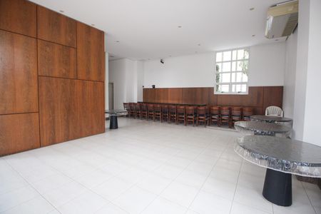Apartamento à venda com 170m², 3 quartos e 3 vagasÁrea comum - Salão de festas