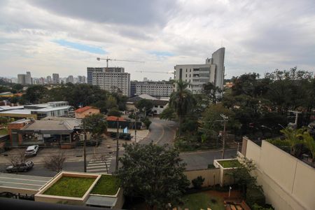 Apartamento à venda com 170m², 3 quartos e 3 vagasVista da Suíte 1