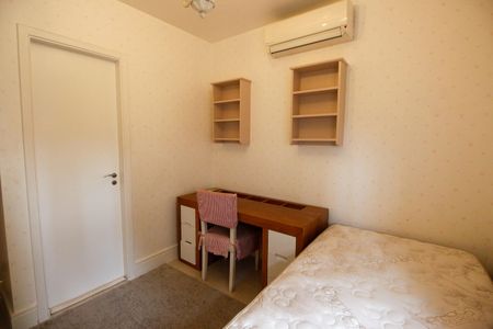 Apartamento à venda com 170m², 3 quartos e 3 vagasSuíte 2