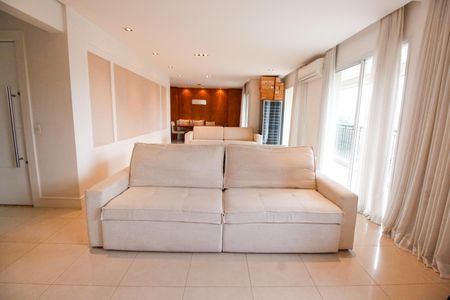 Apartamento à venda com 170m², 3 quartos e 3 vagasSala