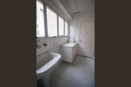 Apartamento à venda com 170m², 3 quartos e 3 vagasÁrea de Serviço