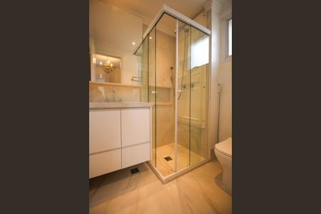 Apartamento à venda com 170m², 3 quartos e 3 vagasBanheiro da Suíte 2