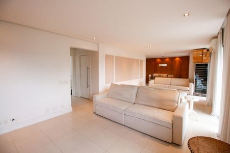 Sala de apartamento à venda com 3 quartos, 170m² em Morumbi, São Paulo