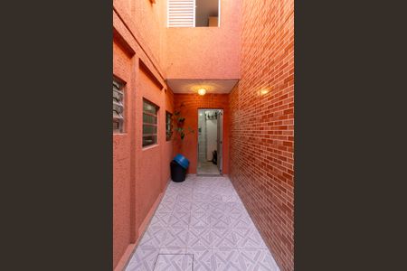 Casa à venda com 218m², 3 quartos e 2 vagasCorredor