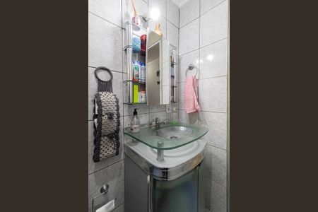 Casa à venda com 218m², 3 quartos e 2 vagasBanheiro 1