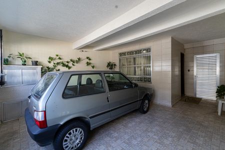 Casa à venda com 218m², 3 quartos e 2 vagasGaragem