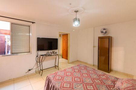 Casa à venda com 218m², 3 quartos e 2 vagasQuarto 3