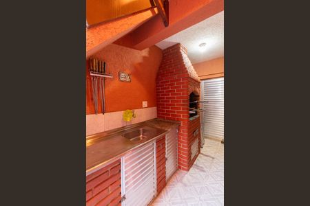 Casa à venda com 218m², 3 quartos e 2 vagasChurrasqueira