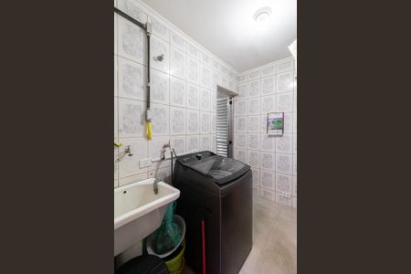 Casa à venda com 218m², 3 quartos e 2 vagasÁrea de Serviço