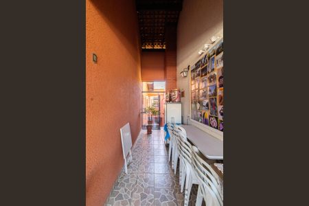 Casa à venda com 218m², 3 quartos e 2 vagasVaranda Quarto 1