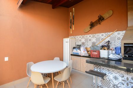 Casa de condomínio para alugar com 100m², 3 quartos e 2 vagasChurrasqueira