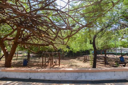 Casa de condomínio para alugar com 100m², 3 quartos e 2 vagasÁrea comum - Playground